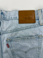 Kurze Levi's 80er-Jahre Mom-Shorts