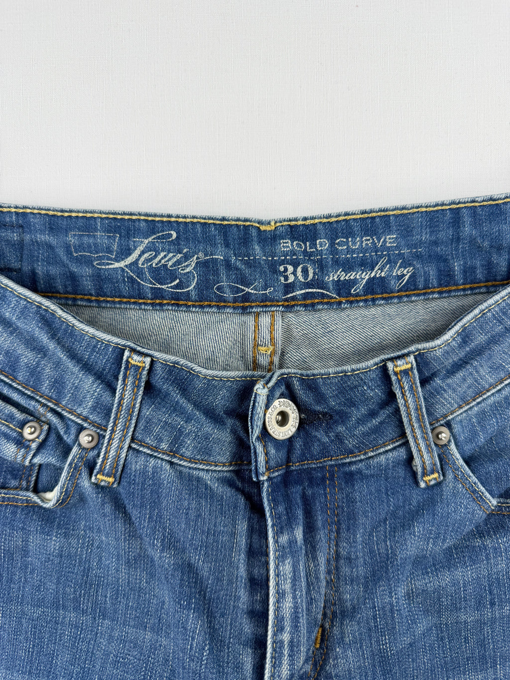 Hose „Levi’s“ Bold Curve
