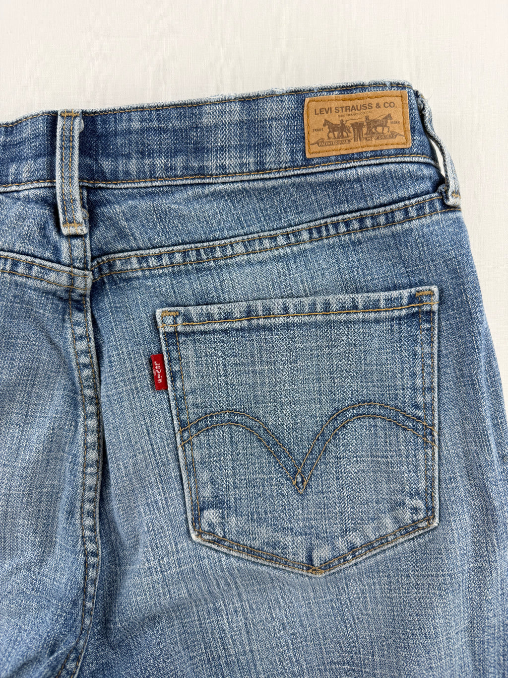Pantalon "Levi's" 525 Boot Cut