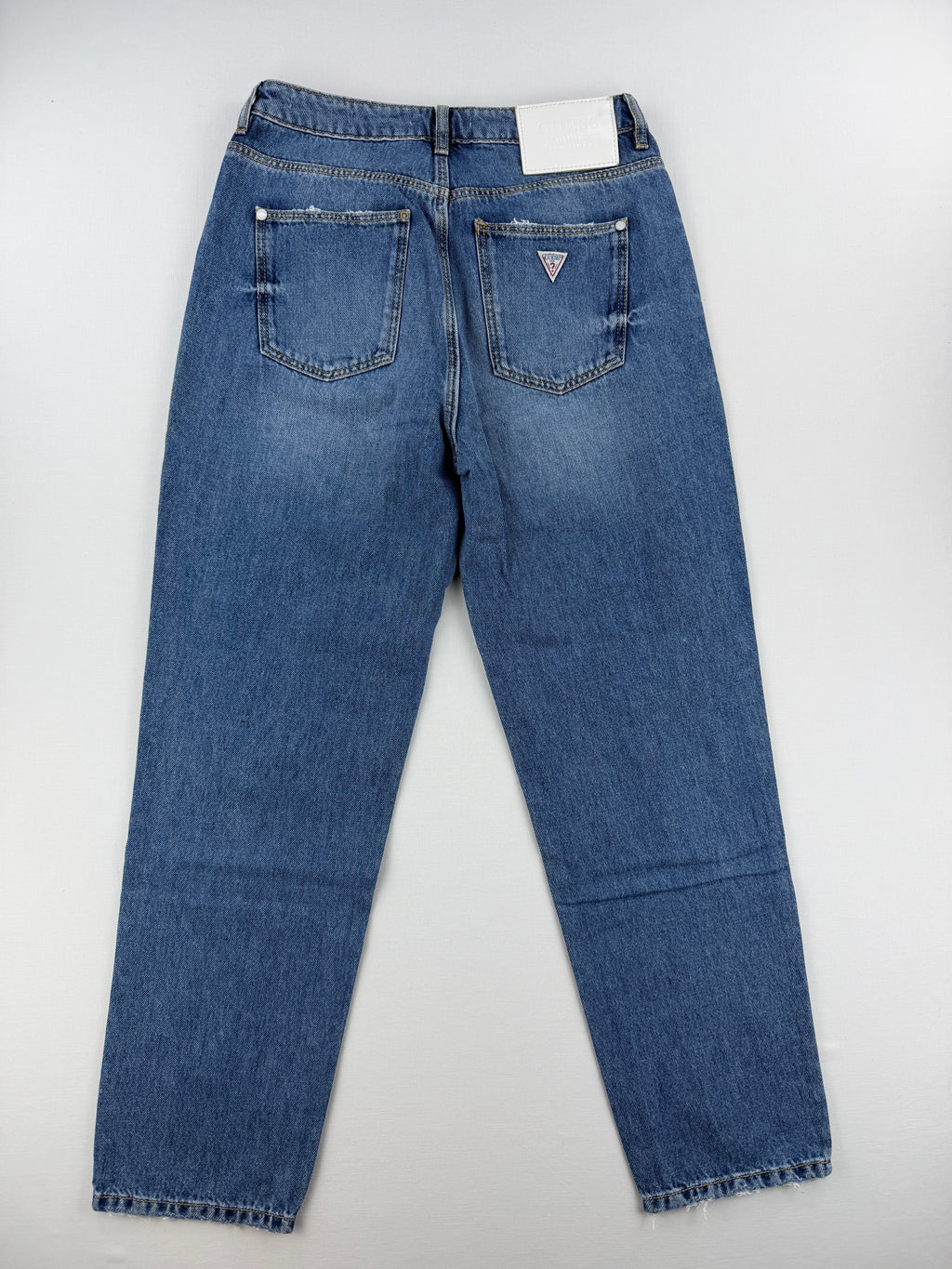 Jeans mit Löchern "Guess"