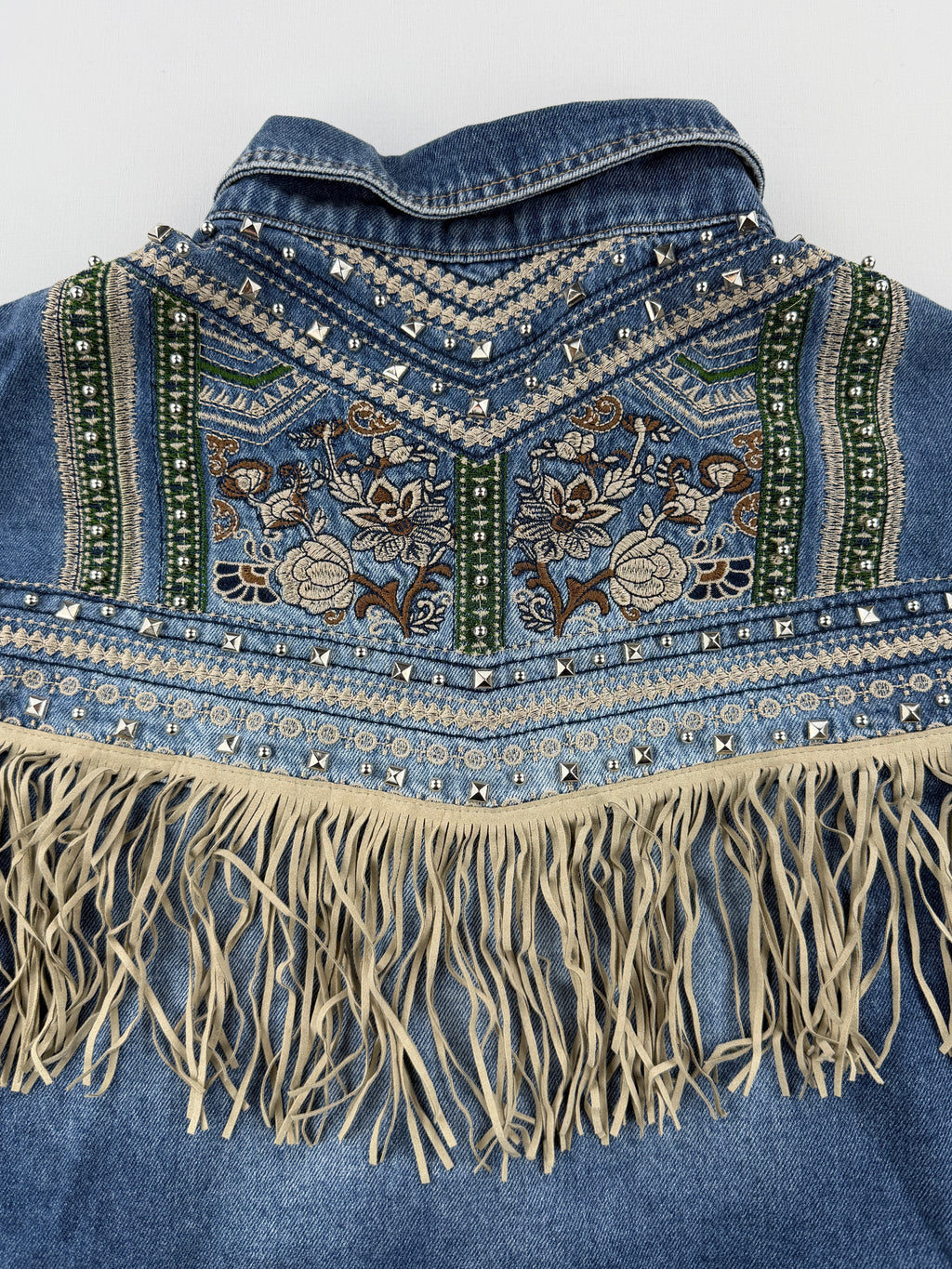 Veste en jeans à franges neuve