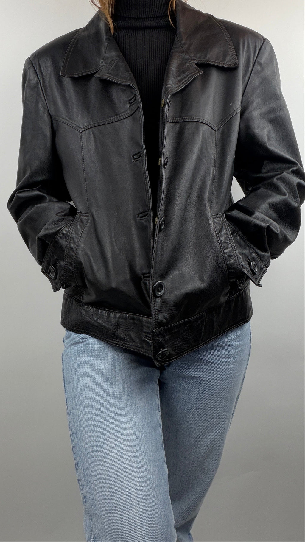 Veste en cuir noir vintage "La pell"