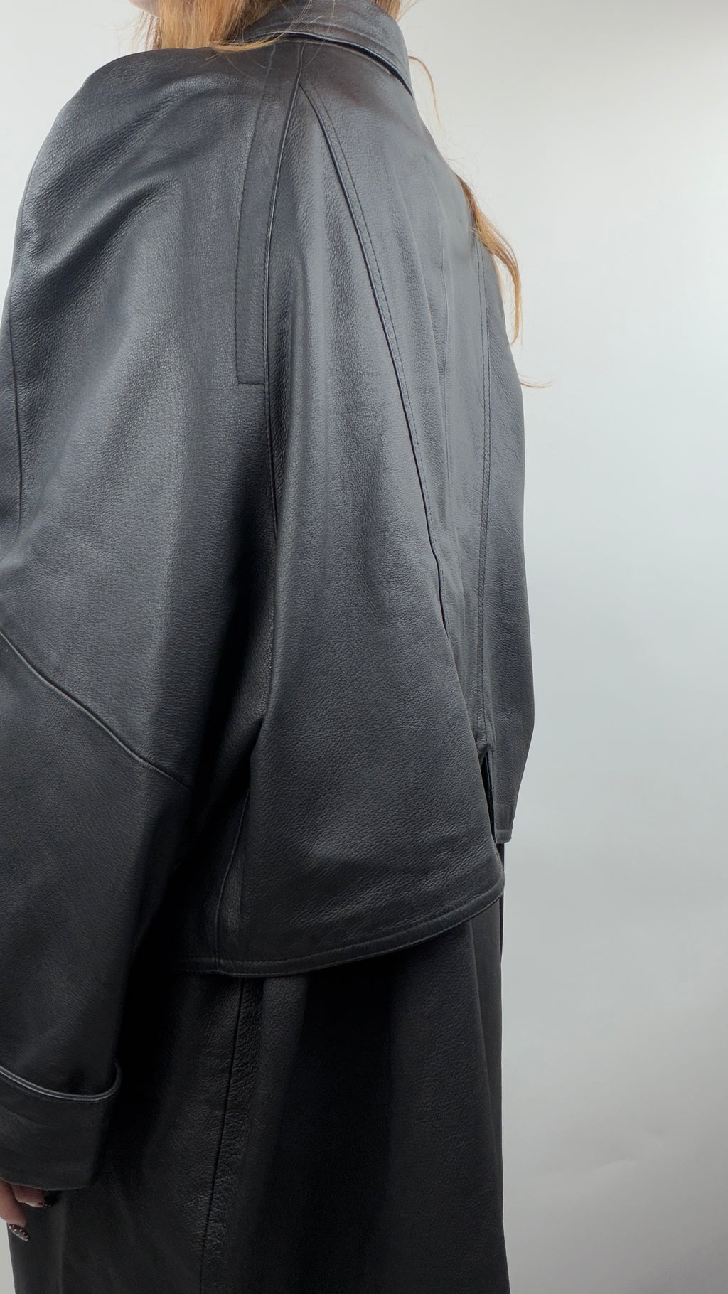 Manteau en cuir noir vintage "Biaggini"