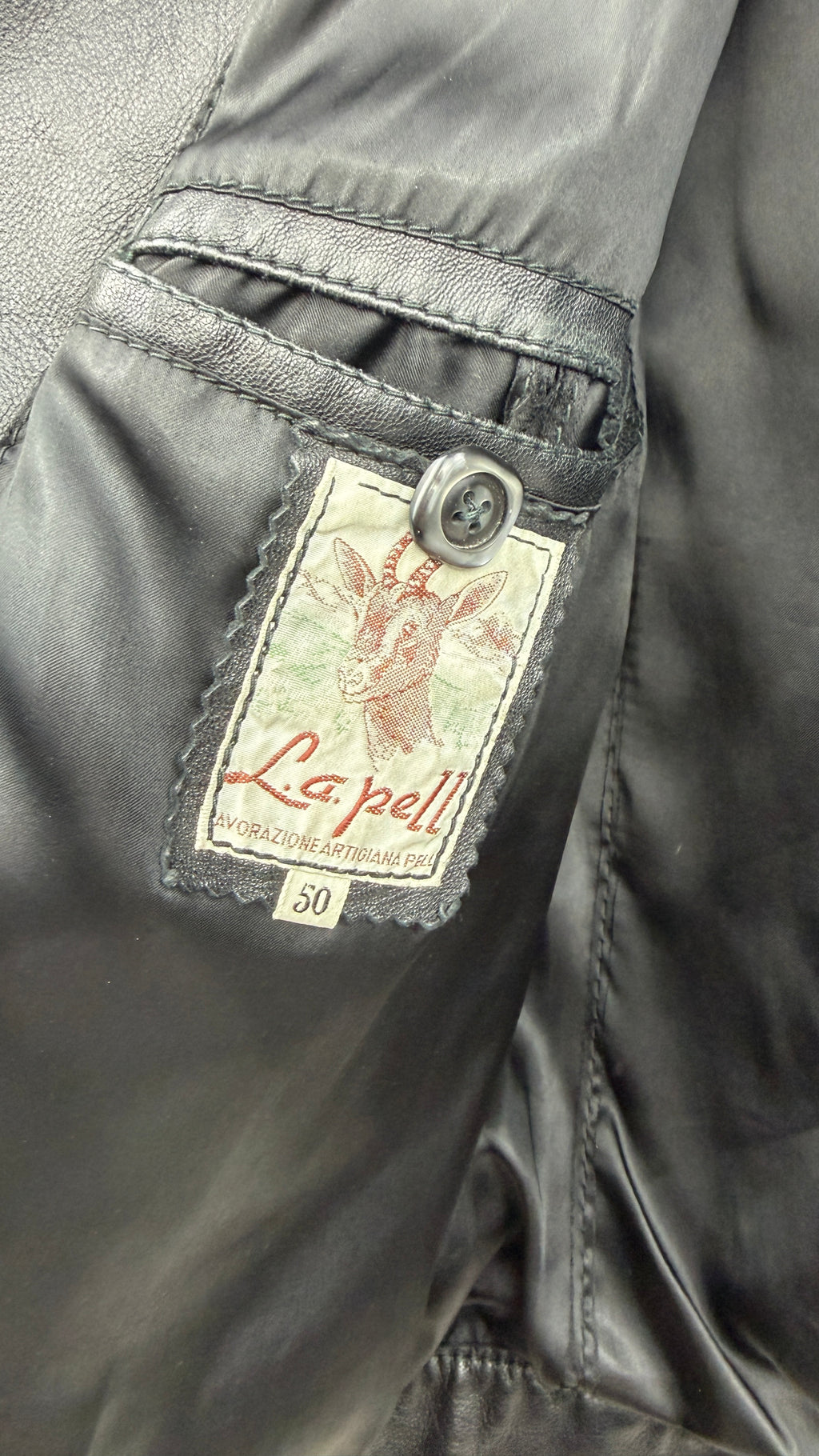 Veste en cuir noir vintage "La pell"