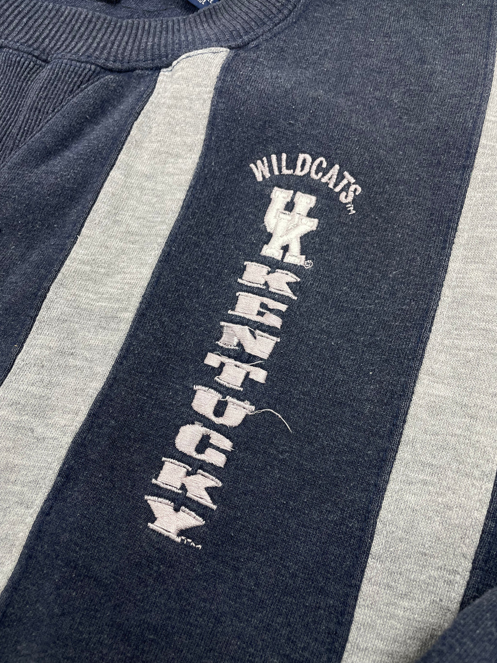 Sweat brodé vintage