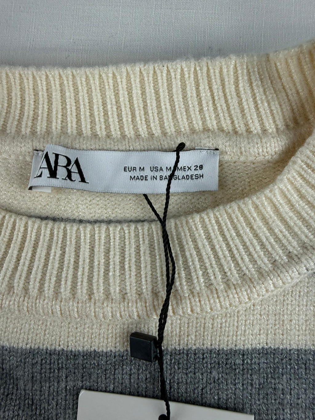 Neuer Zara-Pullover